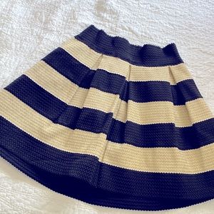 Flair Jacquard Skirt